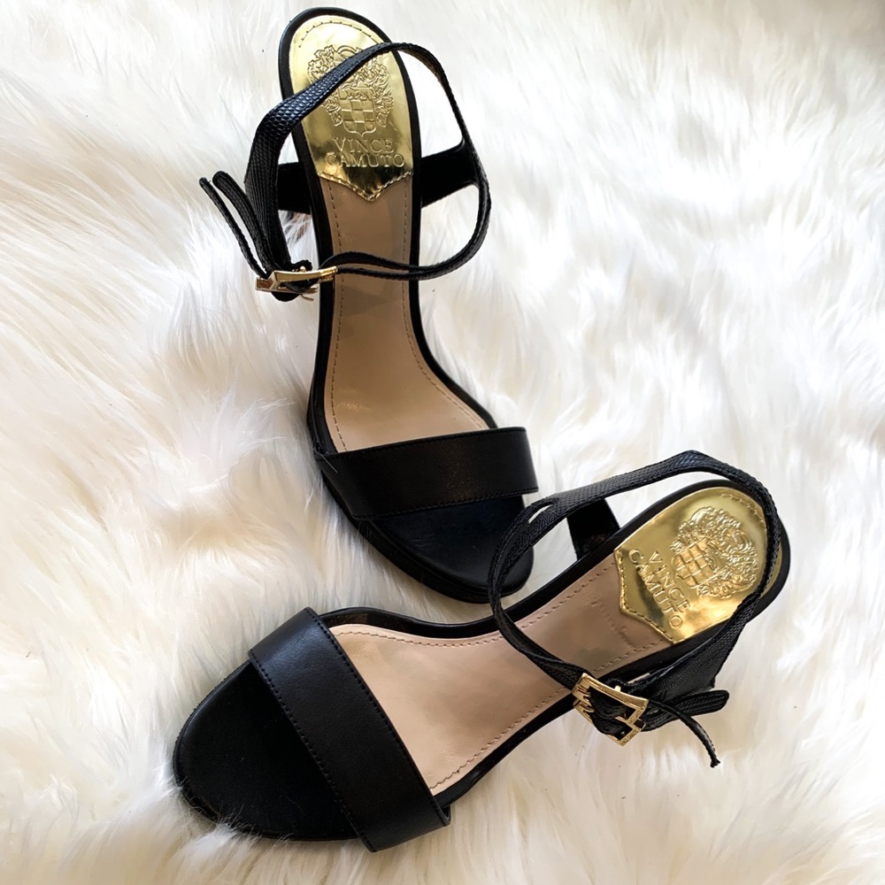 Vince Camuto Pump sandal